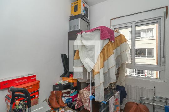 Quarto 2 de apartamento para alugar com 2 quartos, 50m² em Parque Santa Fé, Porto Alegre