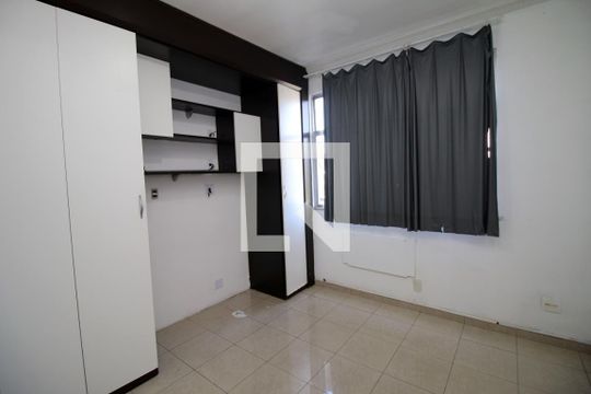 Quarto de apartamento à venda com 1 quarto, 40m² em Colégio, Rio de Janeiro