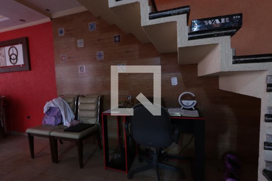 Sala de casa à venda com 3 quartos, 200m² em Jardim Sapopemba, São Paulo
