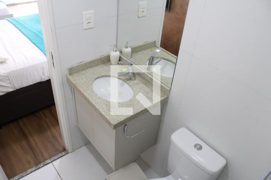 Banheiro Social de kitnet/studio à venda com 1 quarto, 28m² em Brás, São Paulo
