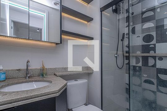 banheiro social_1 de apartamento à venda com 2 quartos, 41m² em Vila Água Funda, São Paulo