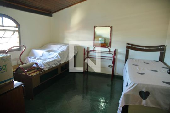Quarto 4 de casa à venda com 4 quartos, 241m² em Bairro dos Casa, São Bernardo do Campo