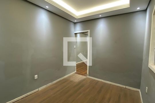 suite  de casa para alugar com 2 quartos, 172m² em Senhora de Fátima, Betim