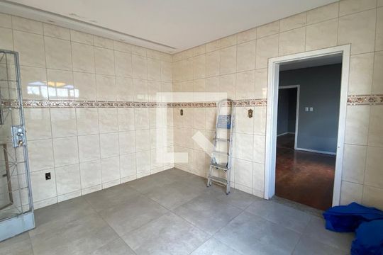cozinha  de casa para alugar com 2 quartos, 172m² em Senhora de Fátima, Betim
