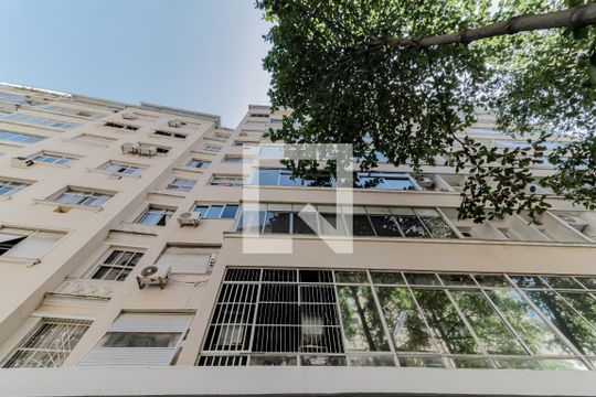 Fachada do Prédio de apartamento para alugar com 3 quartos, 160m² em Copacabana, Rio de Janeiro