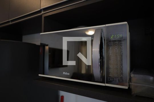 Apartamento à venda com 1 quarto, 34m² em Jurubatuba, São Paulo