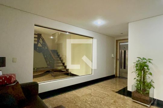 Hall de entrada de apartamento à venda com 3 quartos, 92m² em Sumarezinho, São Paulo