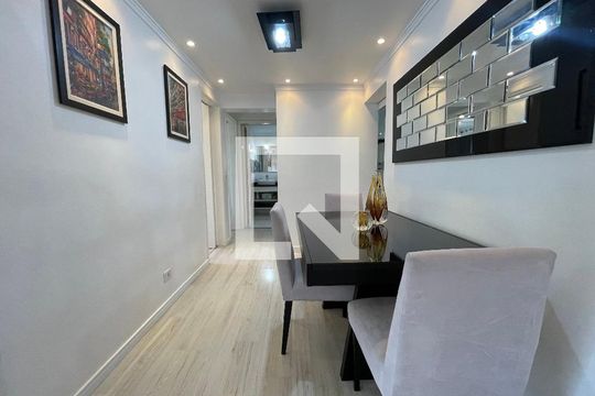 Sala de apartamento à venda com 2 quartos, 60m² em Jaguaré, São Paulo