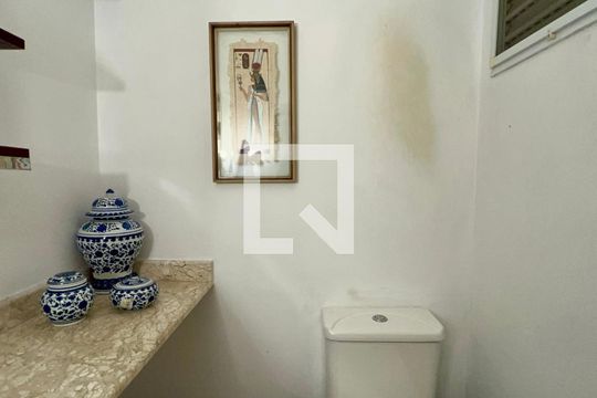 Lavabo de apartamento à venda com 3 quartos, 133m² em Boaçava, São Paulo