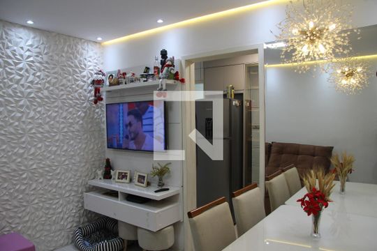 Sala  de apartamento à venda com 2 quartos, 45m² em Vila Barros, Guarulhos