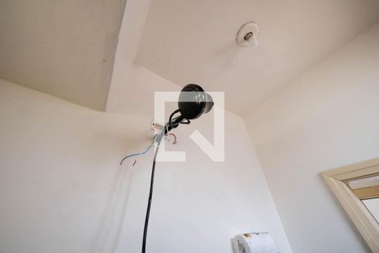 Banheiro de casa à venda com 2 quartos, 164m² em Jardim Artur Alvim, São Paulo