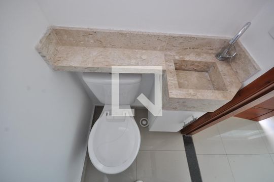Lavabo de casa de condomínio à venda com 2 quartos, 100m² em Vila Mazzei, São Paulo