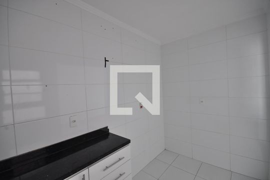 Cozinha de casa de condomínio à venda com 2 quartos, 100m² em Vila Mazzei, São Paulo