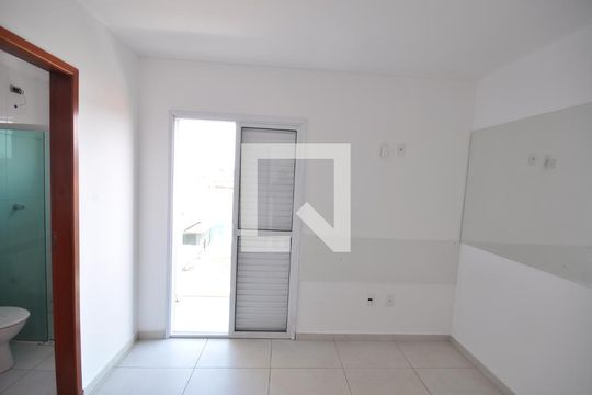 Suíte 1 de casa de condomínio à venda com 2 quartos, 100m² em Vila Mazzei, São Paulo