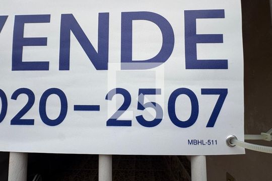 Plaquinha instalada COD MBHL-511 de casa à venda com 3 quartos, 93m² em Centro, Jundiaí