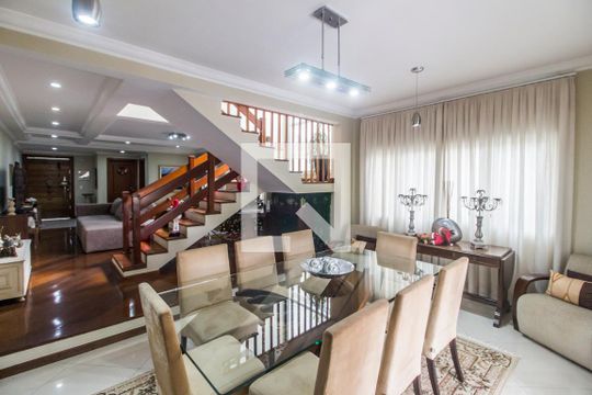 Sala  de casa de condomínio à venda com 4 quartos, 294m² em Alphaville, Santana de Parnaíba
