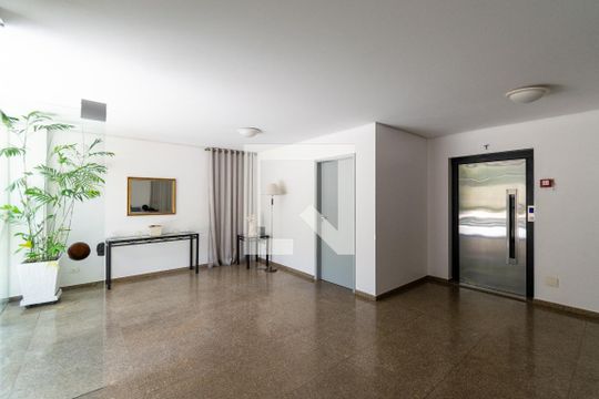 Hall social de apartamento à venda com 3 quartos, 130m² em Parque Jabaquara, São Paulo