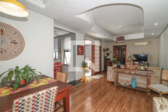 Sala de apartamento à venda com 3 quartos, 104m² em Petrópolis, Porto Alegre