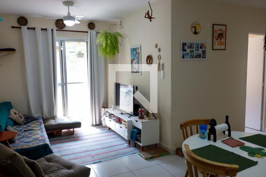 sala de apartamento à venda com 3 quartos, 64m² em Industrial Autonomistas, Osasco
