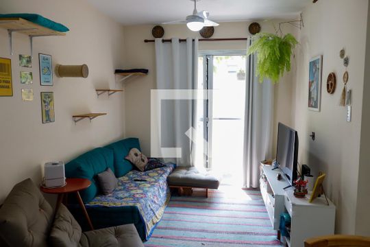 sala de apartamento à venda com 3 quartos, 64m² em Industrial Autonomistas, Osasco
