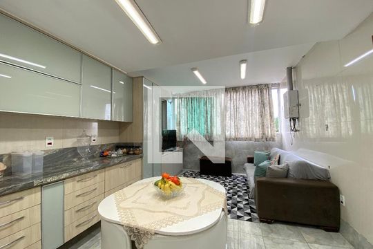 Apartamento à venda com 4 quartos, 200m² em Pilares, Rio de Janeiro