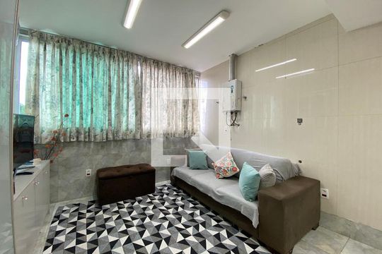 Apartamento à venda com 4 quartos, 200m² em Pilares, Rio de Janeiro