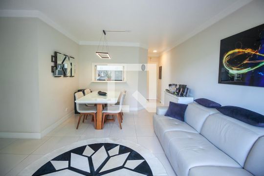 Sala de apartamento à venda com 2 quartos, 70m² em Vila Andrade, São Paulo