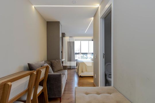 Studio de kitnet/studio para alugar com 1 quarto, 27m² em Campo Belo, São Paulo