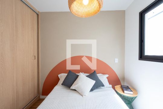 Quarto 1 de apartamento à venda com 2 quartos, 34m² em Bosque da Saúde, São Paulo