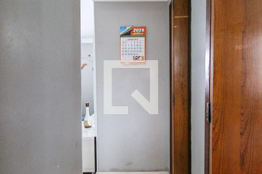 Corredor de apartamento à venda com 2 quartos, 58m² em Itaquera, São Paulo