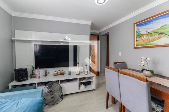 Sala de apartamento à venda com 2 quartos, 58m² em Itaquera, São Paulo