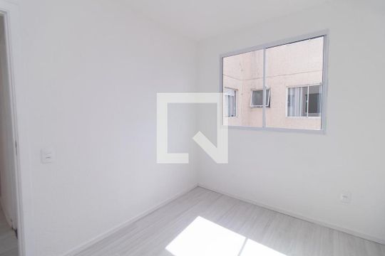 Quarto 2 de apartamento à venda com 2 quartos, 41m² em Cavalhada, Porto Alegre