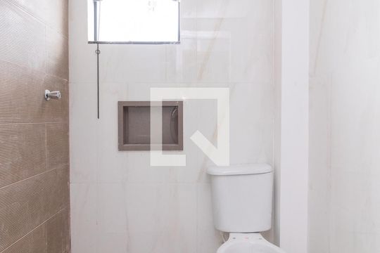 Banheiro de apartamento à venda com 2 quartos, 37m² em Vila Marieta, São Paulo