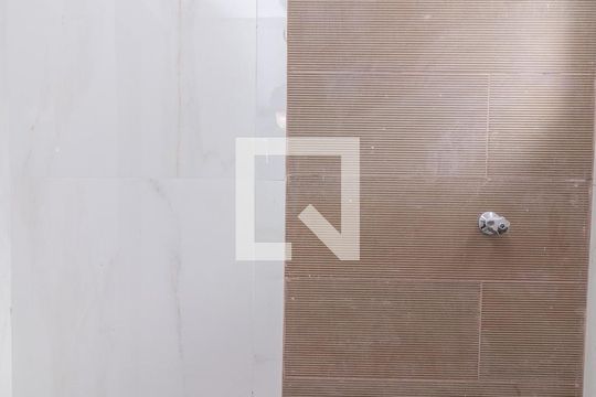 Banheiro de apartamento à venda com 2 quartos, 37m² em Vila Marieta, São Paulo