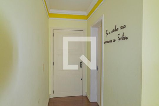 Hall de entrada de apartamento para alugar com 2 quartos, 140m² em Centro, Canoas