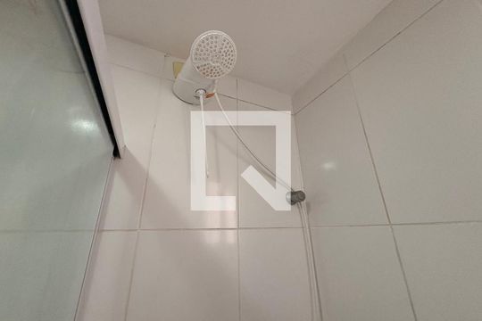 Banheiro da Suíte de apartamento para alugar com 3 quartos, 150m² em Vila Valparaíso, Santo André