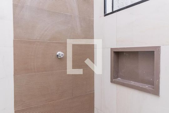 Banheiro de apartamento à venda com 2 quartos, 44m² em Vila Marieta, São Paulo
