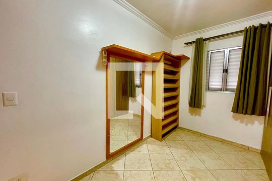 Quarto 1 de apartamento à venda com 2 quartos, 66m² em Jardim Iporanga, Guarulhos