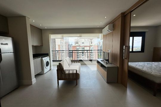 Sala de apartamento para alugar com 1 quarto, 41m² em Empresarial 18 do Forte, Barueri