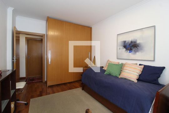 Quarto 1 de apartamento à venda com 4 quartos, 227m² em Itaim Bibi, São Paulo
