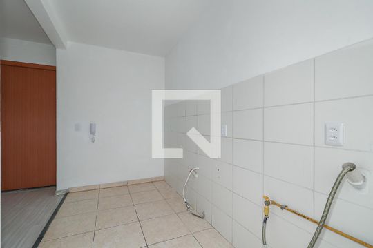 Cozinha e Área de Serviço de apartamento para alugar com 2 quartos, 44m² em Morro Santana, Porto Alegre