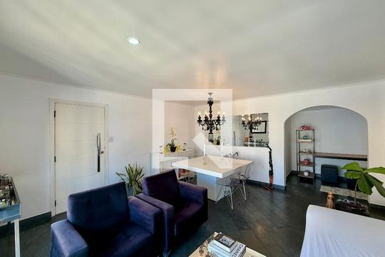 Sala  de apartamento à venda com 2 quartos, 98m² em Vila Nova Conceição, São Paulo