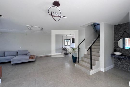 Sala de casa à venda com 4 quartos, 350m² em Recreio dos Bandeirantes, Rio de Janeiro