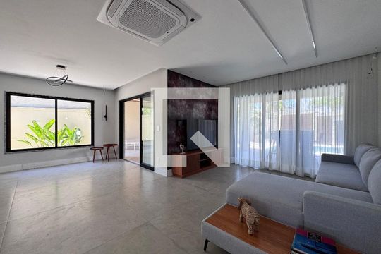 Sala de casa à venda com 4 quartos, 350m² em Recreio dos Bandeirantes, Rio de Janeiro