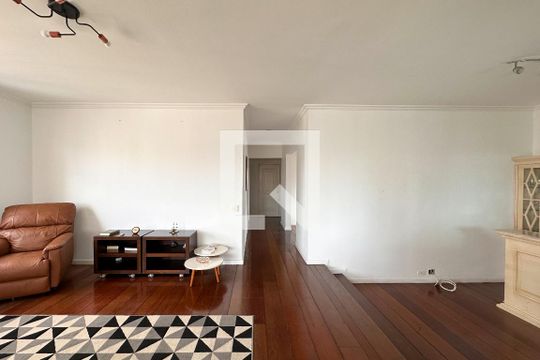 Sala de apartamento para alugar com 4 quartos, 240m² em Centro, São Bernardo do Campo