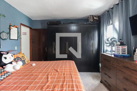 Quarto 2 de casa à venda com 2 quartos, 118m² em Itaquera, São Paulo