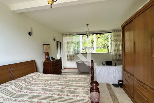Quarto 1 de casa à venda com 3 quartos, 120m² em Recreio dos Bandeirantes, Rio de Janeiro