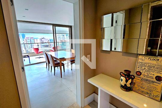 Apartamento para alugar com 3 quartos, 157m² em Perdizes, São Paulo