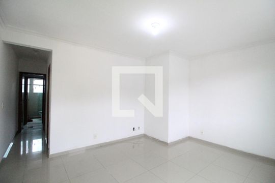 Sala de casa para alugar com 2 quartos, 100m² em Taquara, Rio de Janeiro