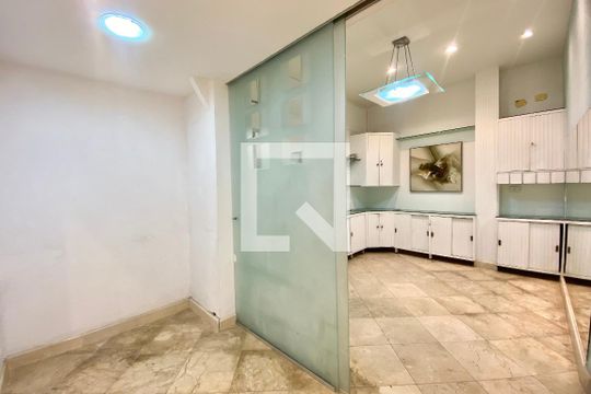 Casa à venda com 4 quartos, 300m² em Botafogo, Rio de Janeiro